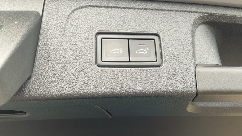 Volkswagen Passat 1.5 TSI EVO R-Line 5dr DSG Petrol Estate